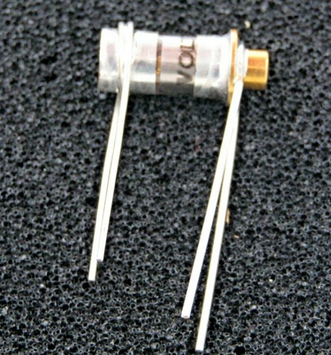 Condensador recortador variable vintage TP9 KNOWLES VOLTRONICS 1,5-8pF - Imagen 4 de 4