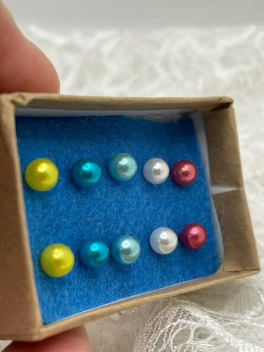 Multi-Colored Stud Earring Set, 5 Pairs - Picture 4 of 6