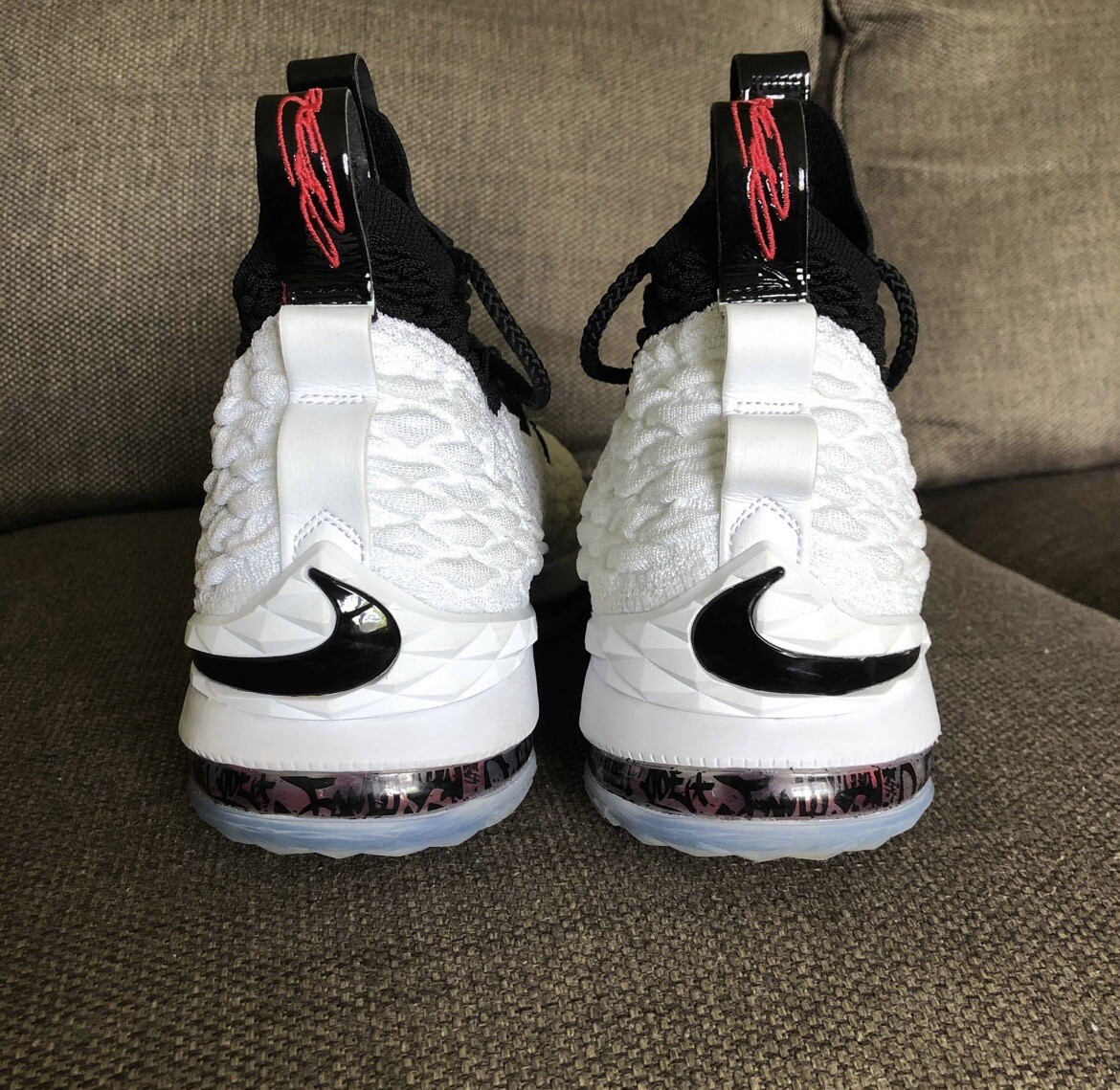 Size 10 - Nike LeBron 15 Graffiti for sale online | eBay