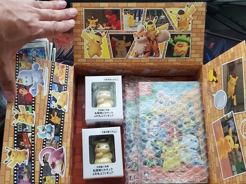 Nintendo Switch Detective Pikachu Returns 2X New Plush Figure Pokemon Center Box - Picture 1 of 12