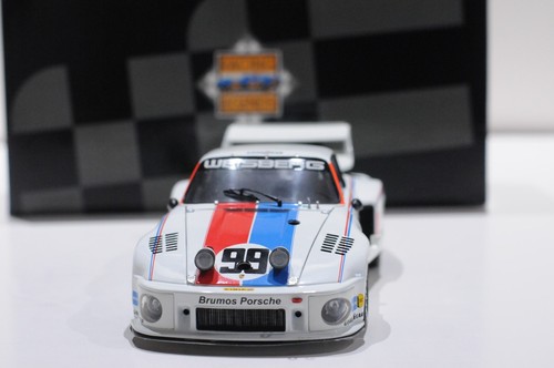 EXOTO RACING LEGENDS PORSCHE 935 TEAM BRUMOS WHITE #99 SCALE 1:18 - Picture 3 of 9