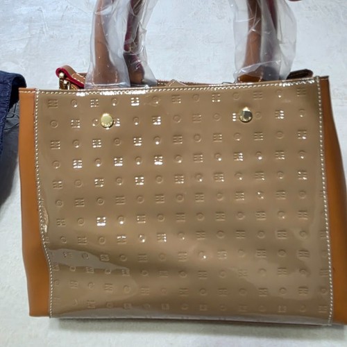 Cinturino doppio manico Arcadia Italy Gina beige marrone oro ferramenta pelle verniciata - Foto 3 di 15