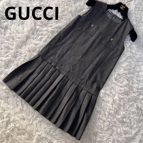 Abito GUCCI per Bambini Buone Condizioni Equivalente a S 12Y Cerimonia Pezzo Unico