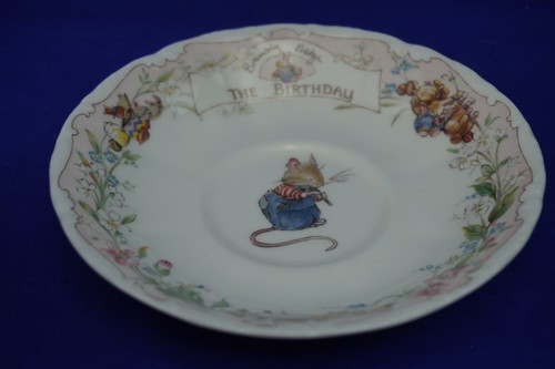 Royal Doulton Bramble Hedge The Birthday Cup & Saucer SET (G5) - Picture 12 of 15