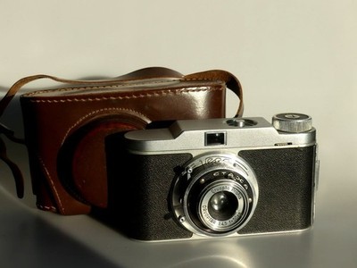 Kamera Druopta Vega Praha, Zcechoslovakia, 40er Jahre, mit Ledertasche
