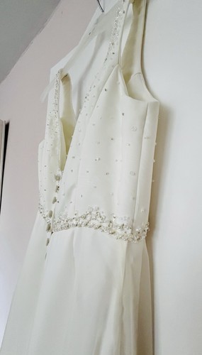 Morilee Ivory beaded satin and lace Wedding Dress - Size 10 - Petite 5ft 3in - Picture 8 of 24