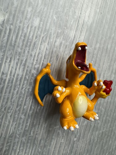 figurina vintage Tomy Nintendo POKEMON Charizard CGTSJ 2" PVC - Foto 3 di 9