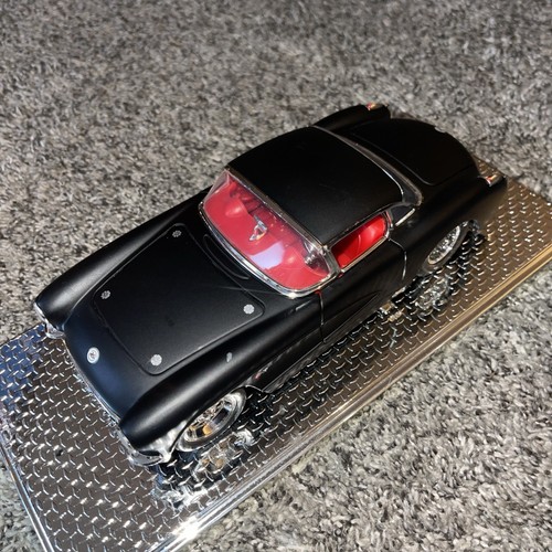 Jada Toys  Diecast 1/24  Rare Flat Black 57 Chevy Corvette With Display Cube. - Picture 9 of 11