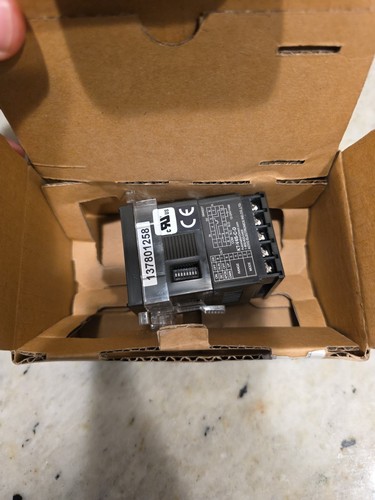 Koyo KT-V4S-C-D Digital Timer Relay - Picture 4 of 4