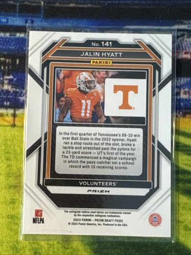 2023 Panini Draft Picks Prizm Gold Cracked Ice #141 Jalin Hyatt RC Tennessee - Picture 2 of 2