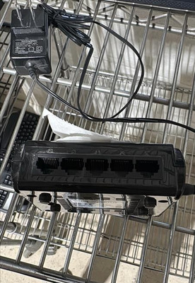 TRENDnet TE100-S5 5-Port Fast Ethernet Switch 10/100Mbps TE100S5