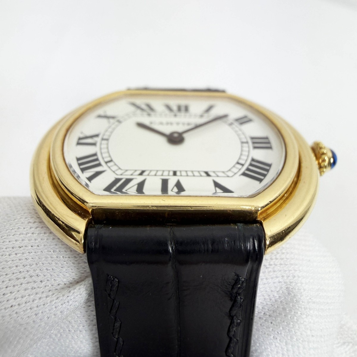 Cartier Ellipse 78091 32.5MM White Paris Dial 18K Yellow Gold Box