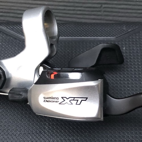 Shimano Deore XT LEFT SIDE Shifter/Hydro Disc Brake Lever 3x9-Spd ST-M765 - Picture 1 of 8