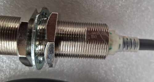 Omron E2e2-x5c1 Proximity Sensor 12-24 Vdc - Picture 5 of 7