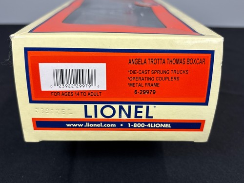 Lionel No. 6-29979 - 2012 Angela Trotta Thomas "Christmas Morning" Boxcar - NEW - Picture 3 of 15