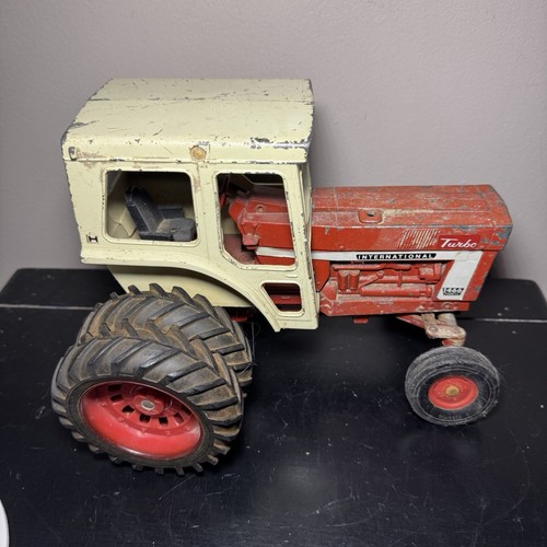 Vintage Ertl International Harvester 1466 Farmall Spielzeug Turbo Traktor Maßstab 1:16 - Bild 5 von 13