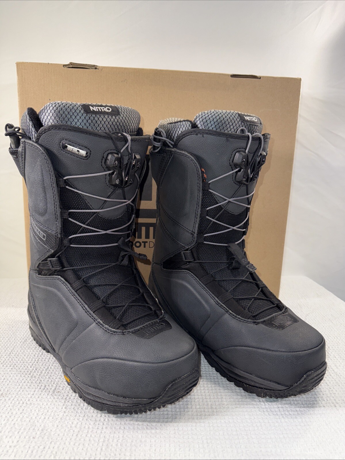 Bota de snowboard Nitro Team TLS - 2024. Negro, 9,5