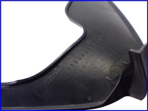 2000 HONDA CBR929RR Genuine Center Fairing Cowl yyy - Picture 6 of 10
