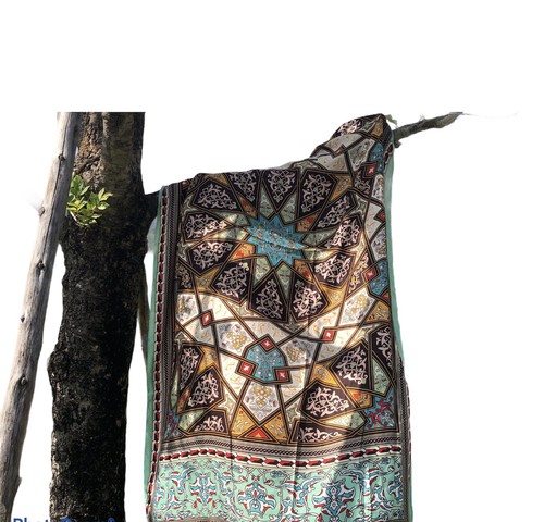 Stand Out with this Beautiful and Bold Bohemian Shawl - 90x180cm" - Picture 2 of 8