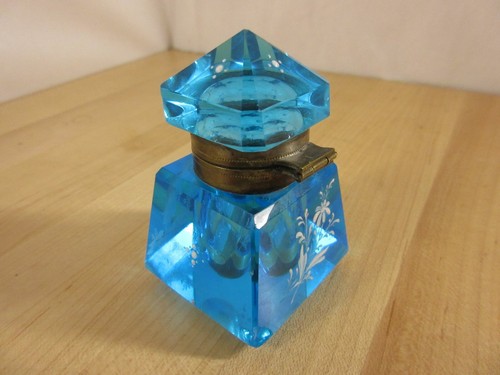 Vintage Blue Cut Glass Inkwell With Enameling Pyramid Girl Beautiful!! - Picture 4 of 7