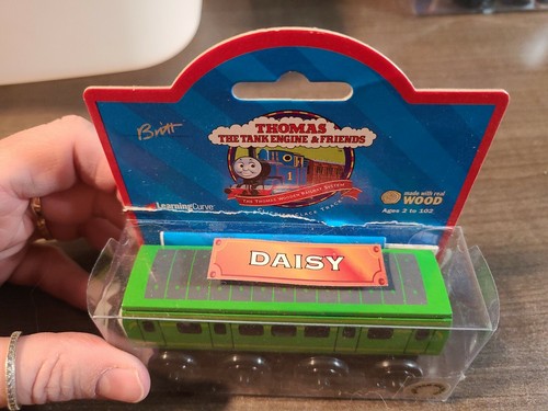 New 1998 THOMAS & FRIENDS WOODEN RAILWAY  Daisy #99016 (L75) - Picture 2 of 6