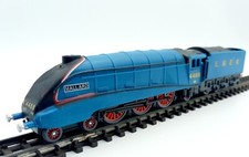 OO Gauge 1:76 Scale LNER Mallard Steam Locomotive Train Model Railway