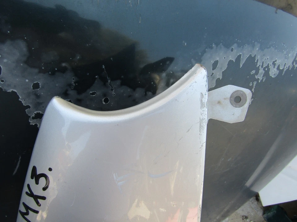 Panel guardabarros delantero derecho JDM Mazda MX3 modelo 1992 98 usado  Foto 4 de 4