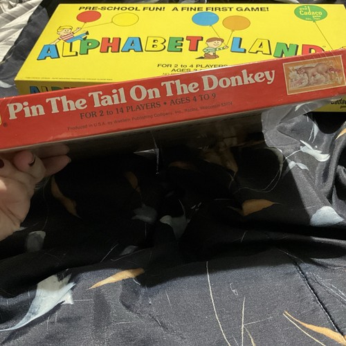 Vintage 1981 Pin The Tail On The Donkey Party Game-#4799-3 GOLDEN NEW SEALED - Picture 10 of 24