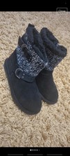 Bearpaw Suede Boots Size 4.5