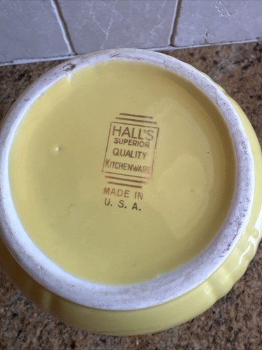 Vintage Hall China Yellow Jug Pitcher with Gold Design - Picture 5 of 7