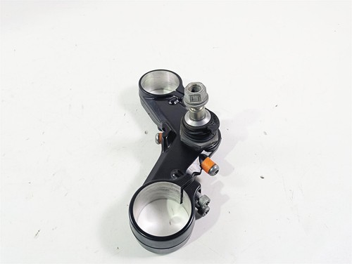 2010 BMW R1200GS K25 Lower Triple Tree Steering Clamp -Read 31427718343 - Picture 2 of 12