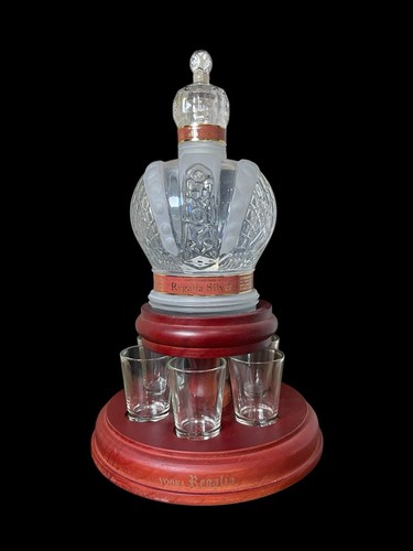 Regalia Russian Elite Vodka Bottle Decanter on Wood Display Stand 6 Glasses - Picture 1 of 8
