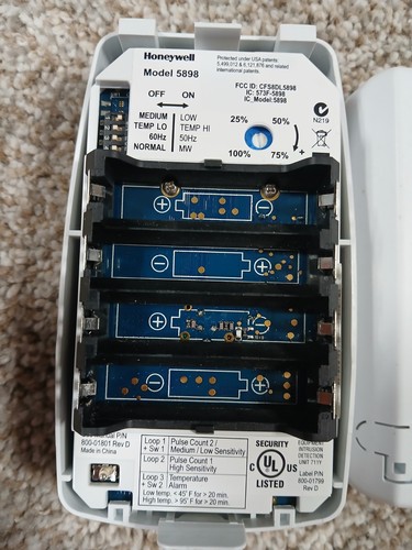 Honeywell 5898 Wireless DUAL TEC Motion Security Sensor 50' x 60' Max Range - Picture 2 of 5