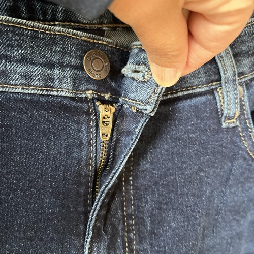Calvin Klein Jeans Women's Size 14 Dark Blue Straight Denim Jeans NWT Inseam 27" - Picture 6 of 6
