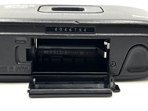 * MINT * Nikon AF600 Panorama Black Point & Shoot Compact Film Camera From JAPAN - Picture 16 of 19