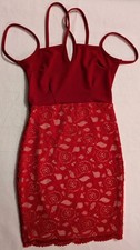 Boohoo P Size ( UK 6) (US 2 ) Red Floral Short Dress ( Made In UK )
