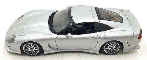 Autoart 1/18 Scale Diecast DC26124L - Callaway C12 - Silver - Picture 3 of 5