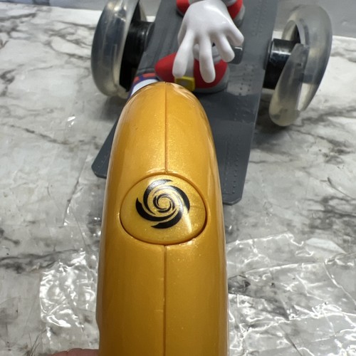 Sonic The Hedgehog Speed RC Skateboard Vehicle W/Gold Ring Controller WORKS!!! - Picture 8 of 10