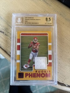 2017 Panini Donruss - Rookie Phenom Jerseys Patrick Mahomes II #7 Red (MEM, RC)
