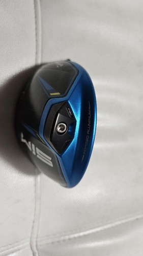 TaylorMade SIM2 Driver 9° Titanium Face Golf Club with Headcover - Picture 6 of 9