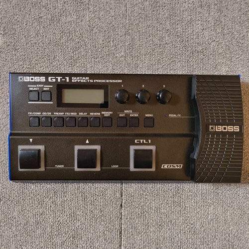 BOSS GT-1 Guitar Multi Effects Processor Pedal Multi Effecter w/AC Adapter - Picture 4 of 15