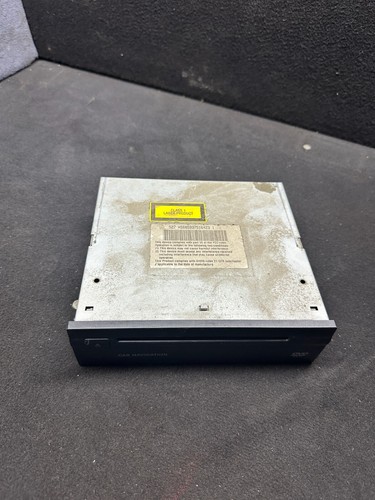 Mercedes-Benz E-Class A2118200685 GPS NAVIGATION SYSTEM - Picture 2 of 5