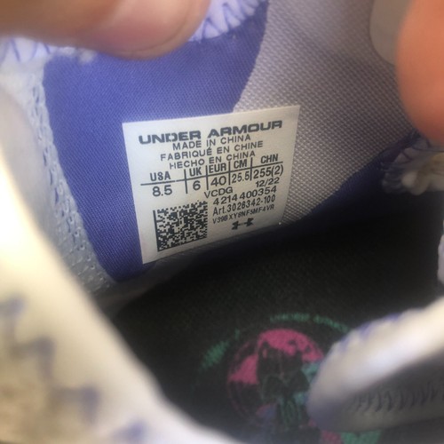 Under Armour Spotlight Clone MC LE Womens 3026342-100 Football Cleats SIZE 8.5 - Picture 10 of 10