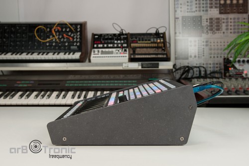 Native Instruments Maschine Jam Holz Ständer Seitenteile Desktop Stand MDF - Bild 5 von 12
