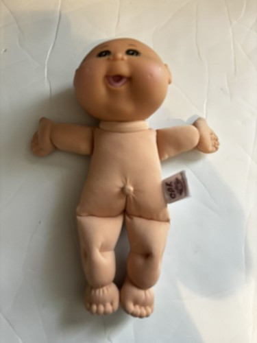 Cabbage Patch Baby Calvo Ojos Marrón 15 Pulgadas - Imagen 7 de 7