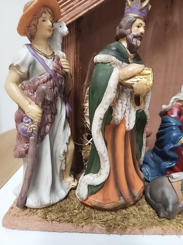 Multi Piece Nativity Set Christmas Barn Manger Figurines  - Picture 6 of 13