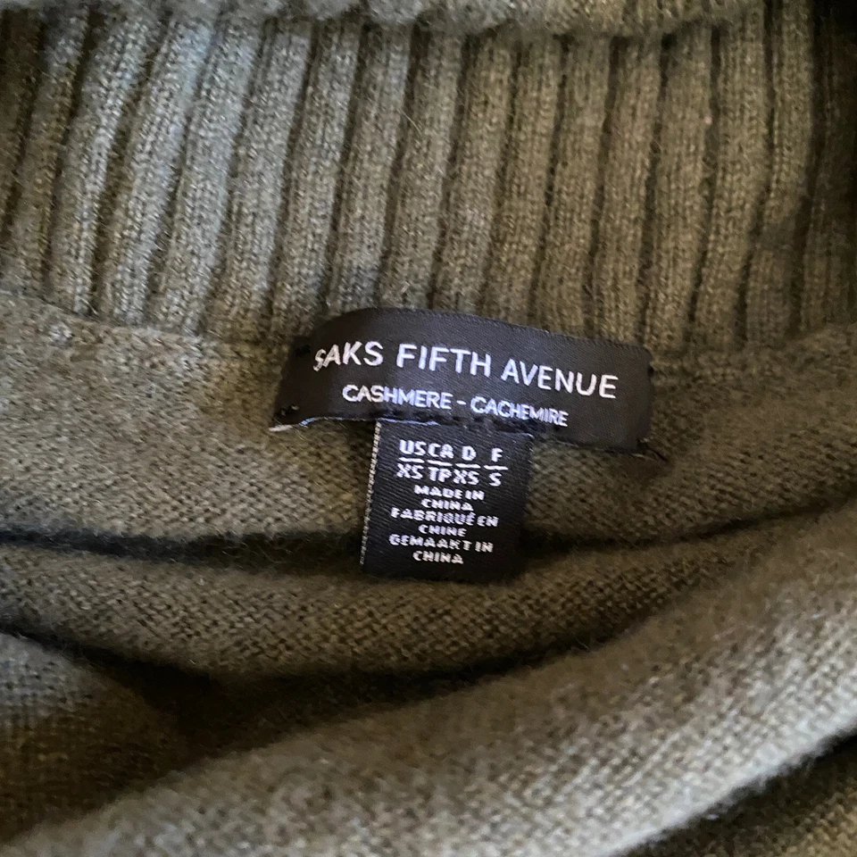 Suéter Saks Fifth Ave para mujer talla XS cachemir cuello alto verde Foto 4 de 4