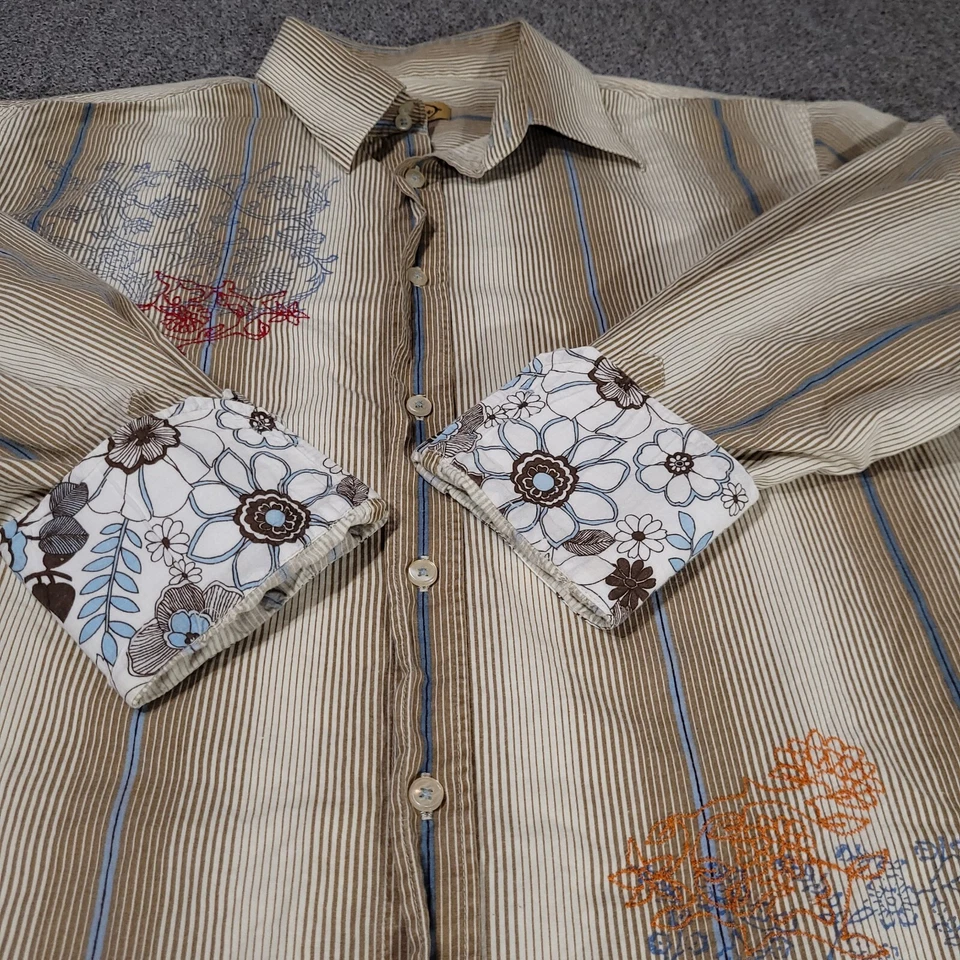 De colección. Camisa abotonada a rayas bordada cromada en Y talla L - Marrón con puño floral Foto 2 de 4