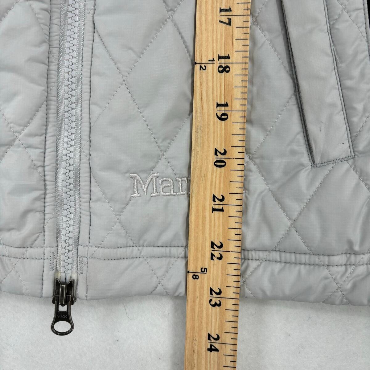 Marmot Quilted Puffer Vest Full Zip Stretch Side Panels Gray Marmot Quilted Puffer Vest Full Zip Stretch Side Panels Gray