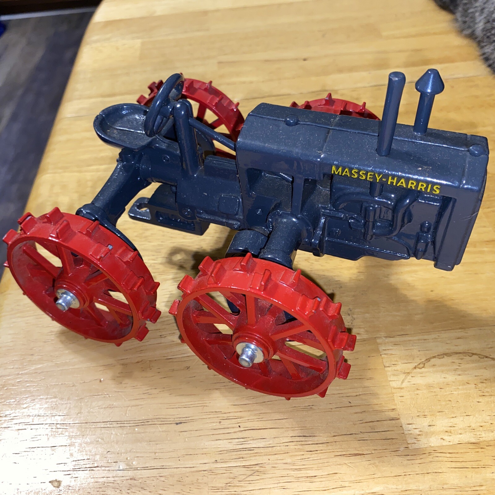 4 Wheel Drive Massey Harris "1522" by Scale Models Ltd. Edtn. 1/5000 1